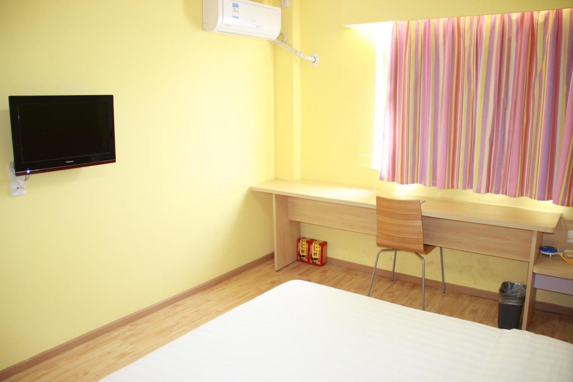 Iu Hotel Guangzhou Jingxi Nanfang Hospital Station Exterior foto